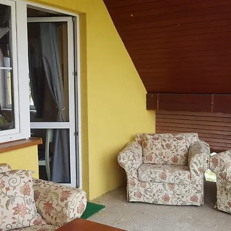 żółty Domek Pensjonat